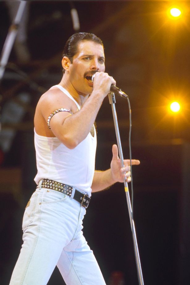 в каком году был концерт live aid. Смотреть фото в каком году был концерт live aid. Смотреть картинку в каком году был концерт live aid. Картинка про в каком году был концерт live aid. Фото в каком году был концерт live aid