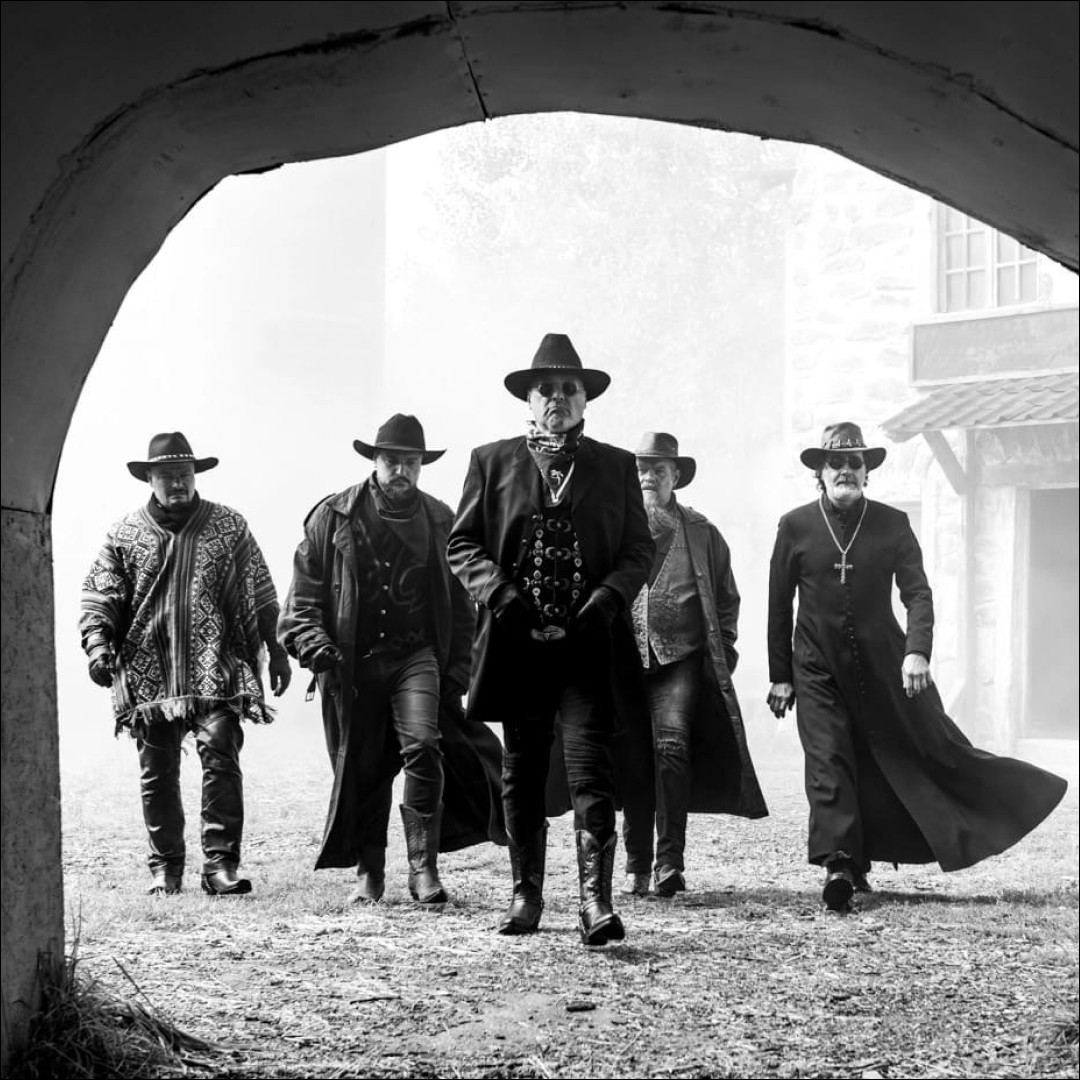 Группа «Крематорий» выпустила вестерн-клип «Бар «Под дулом револьвера ...