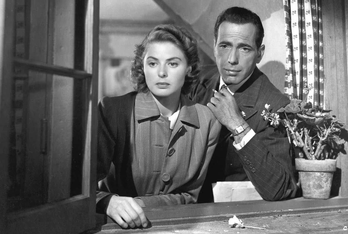 Драмы голливуда. Все о еве 1950. The philadelphia story 1940. Скарлетт охара и ретт батлер. Ингрид бергман касабланка.